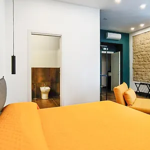 Casa Calu Castel Dell'ovo Couette-café